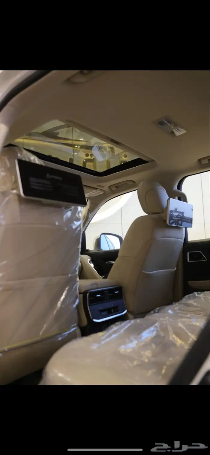 تويوتا لاند كروزر GXRLS كويتي الساير مع دفتر ضمان2025ابيض 15