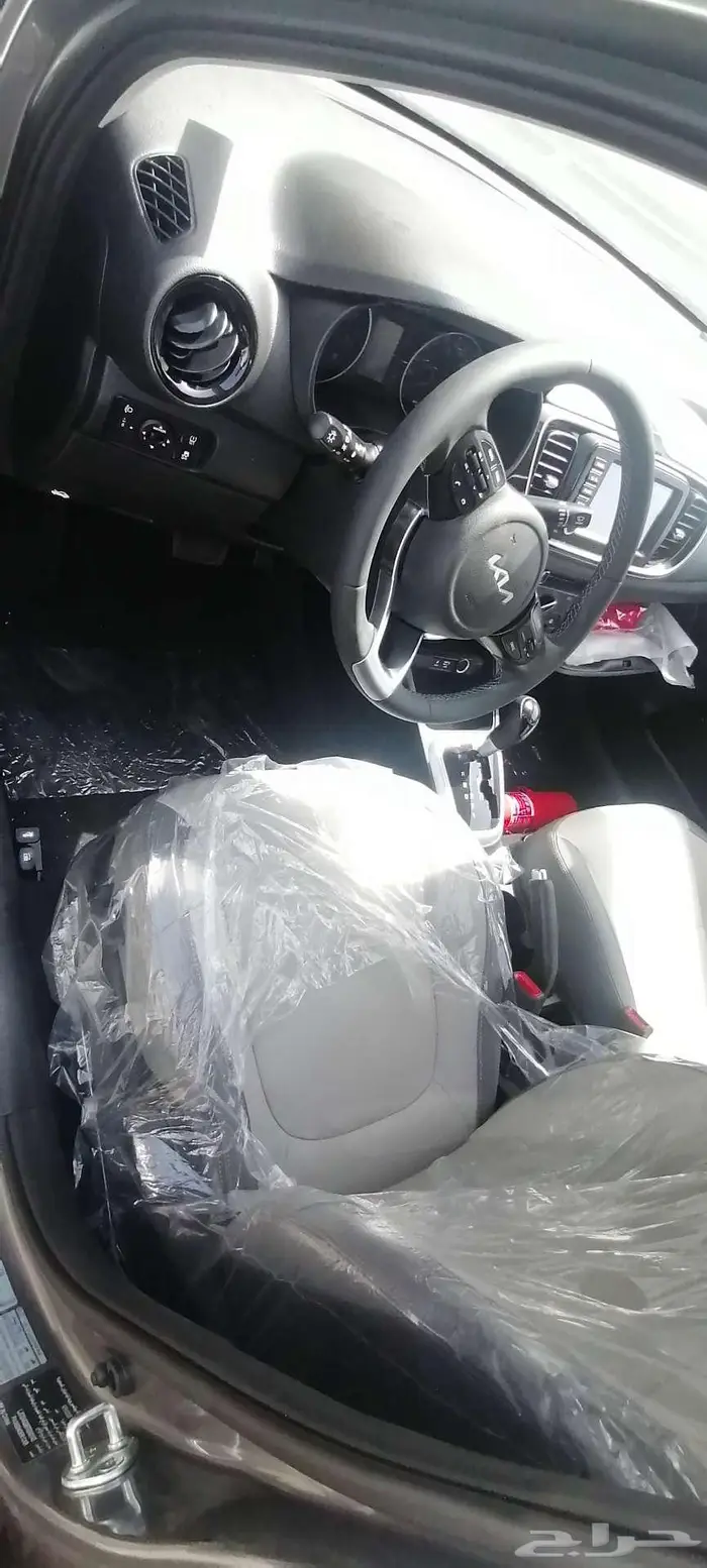 كيا بيجاس جنوط شاشه كاميرا خلفيه مقاعد جلد فتحه سقف 2026 5