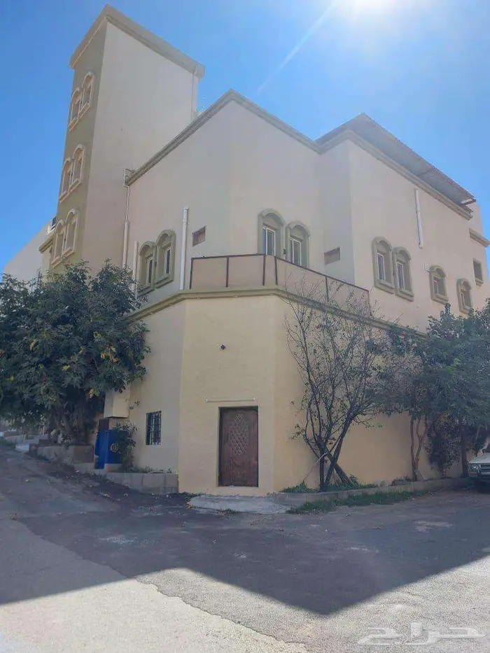 للبيع عمارة سكنية منطقة الباحة مخطط شبرقة الرحاب حاليا 10