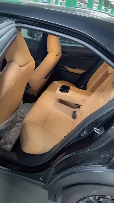 لكزس UX 2023 للبيع index