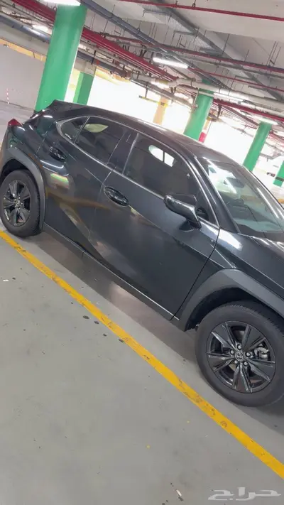 لكزس UX 2023 للبيع index