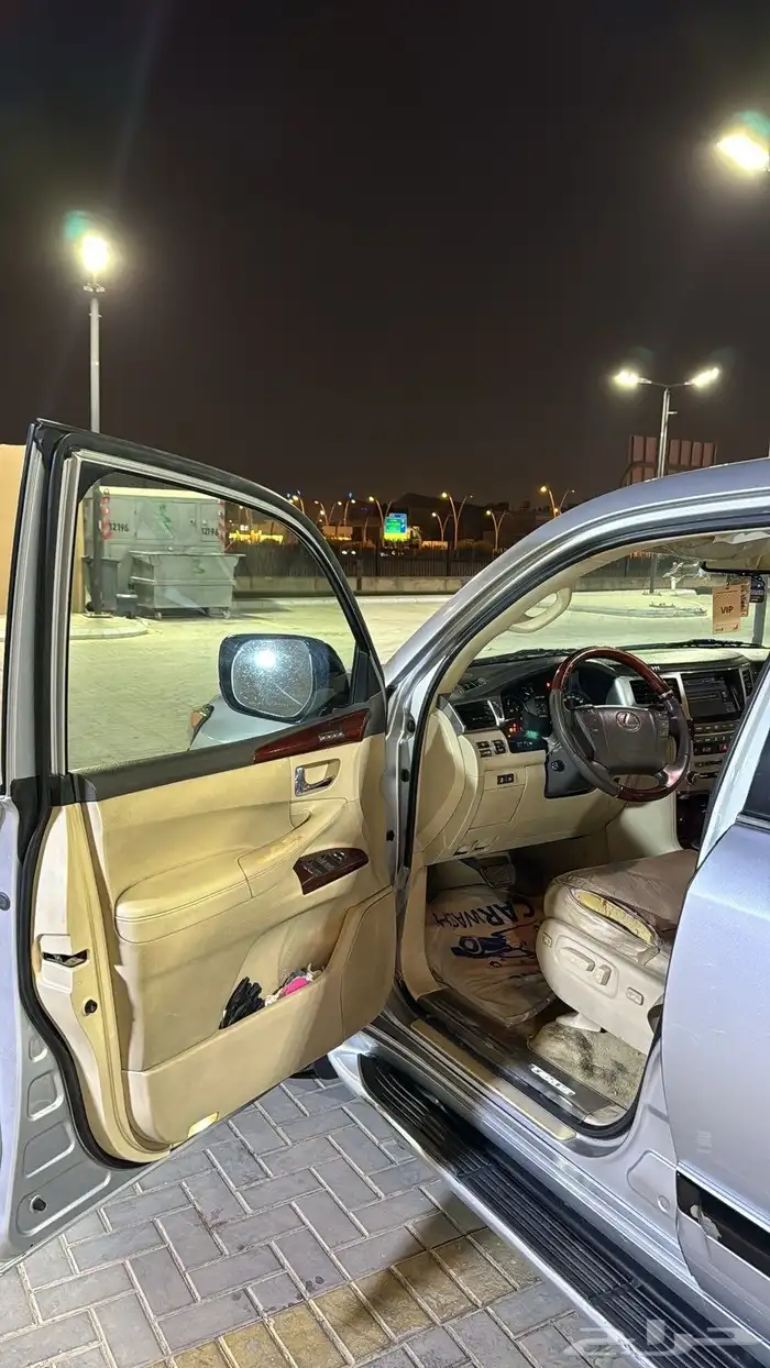 جيب لكزس 2012 10