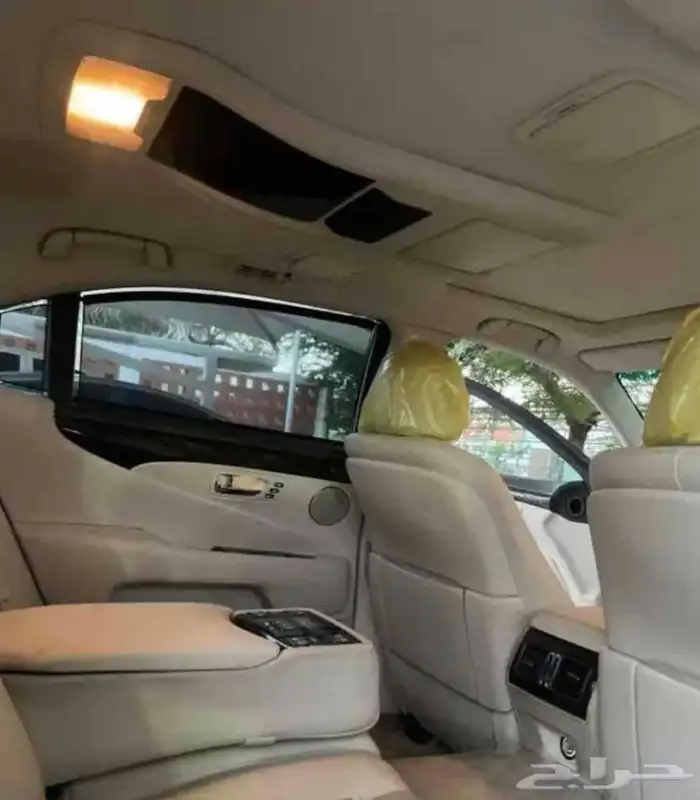 لكزس 20088 اللون أبيض فل كامل سعودي 12