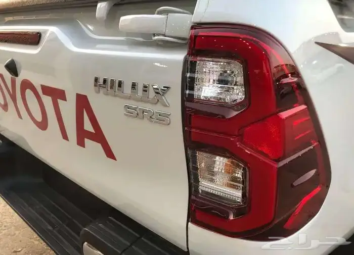 هايلوكس 2025 فل كامل تمتيك S_GLX بنزين دبل جديد 25