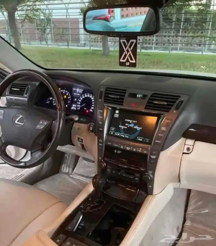 لكزس 20088 اللون أبيض فل كامل سعودي 14