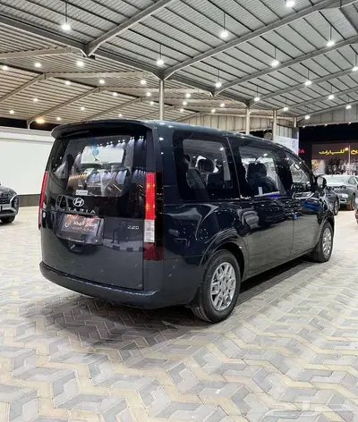 استاريا 9 راكب ديزل اتوماتيك م 2025 رمادي جاهزه 120225 index