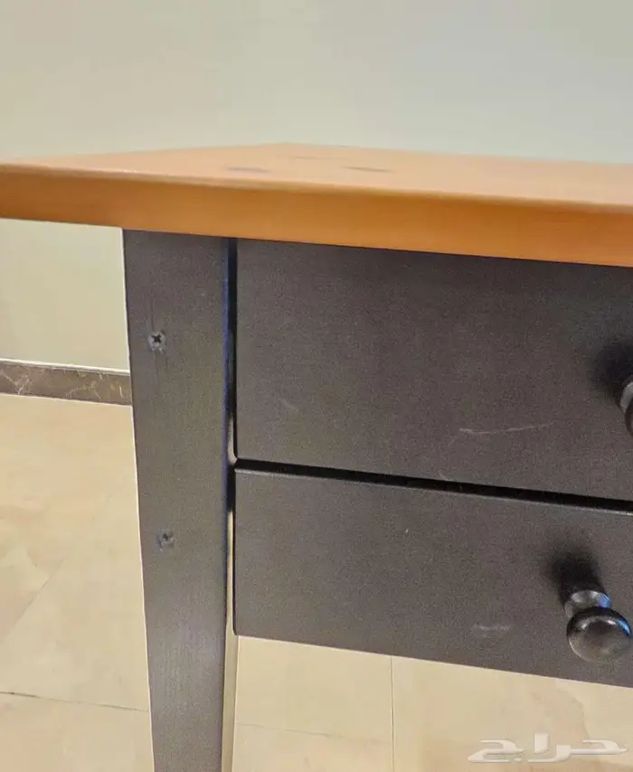 مكتب ايكيا 4