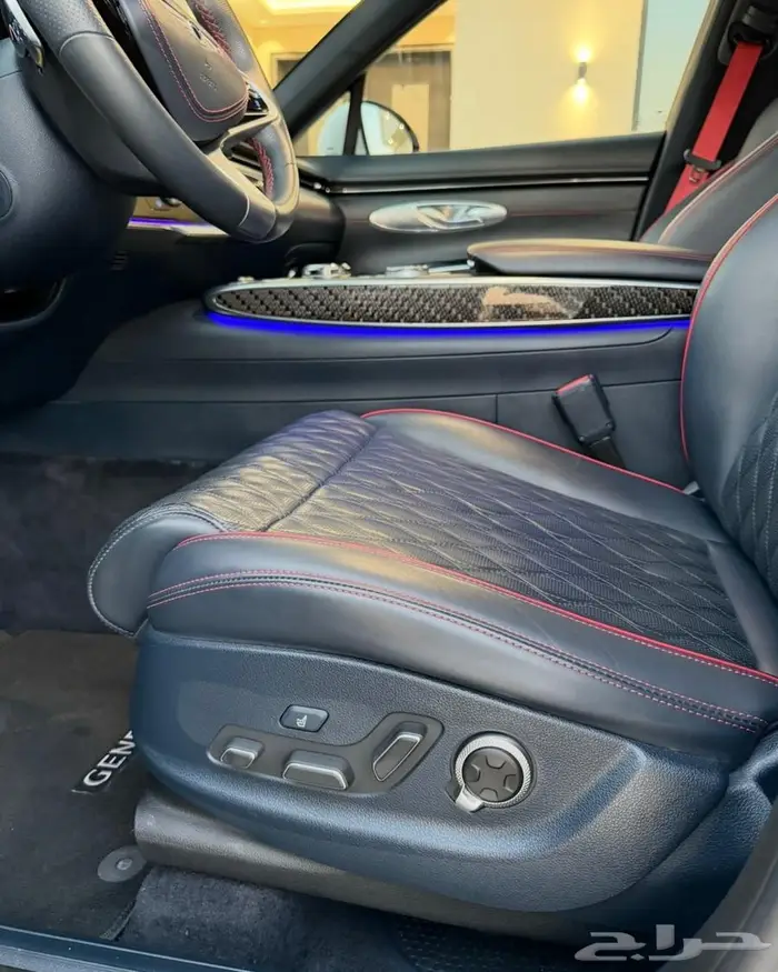 GV70 ( سبورت رويال ) أعلى فئة 25