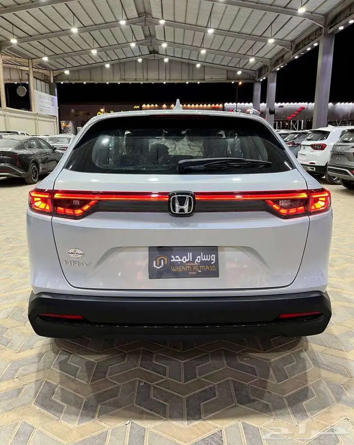 عرض كاش وبنوك هوندا HRV LXنص فل 2025 جاهزة لك 79575 7