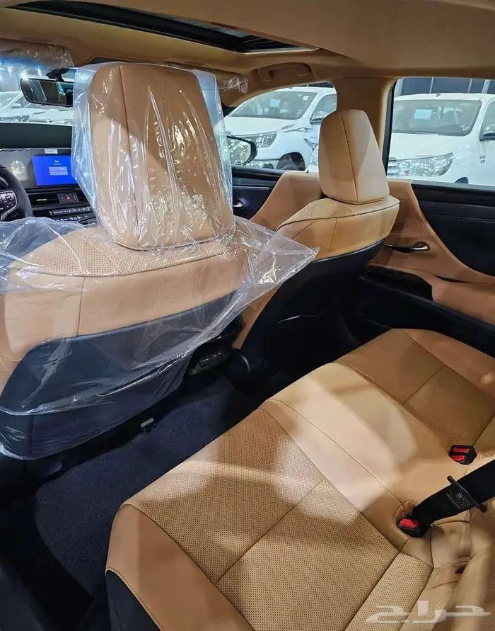 لكزس ( ES 250CC ) موديل 2025 أقل الأسعار. . 7