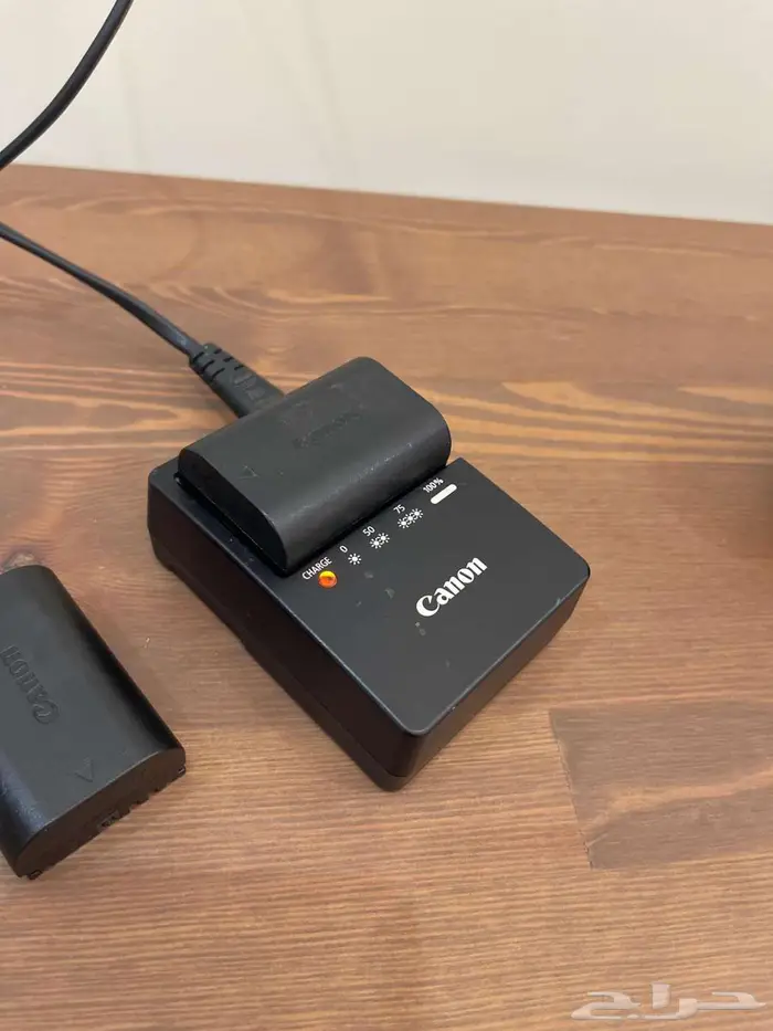 كاميرا كانون D60 مع عدستين 19