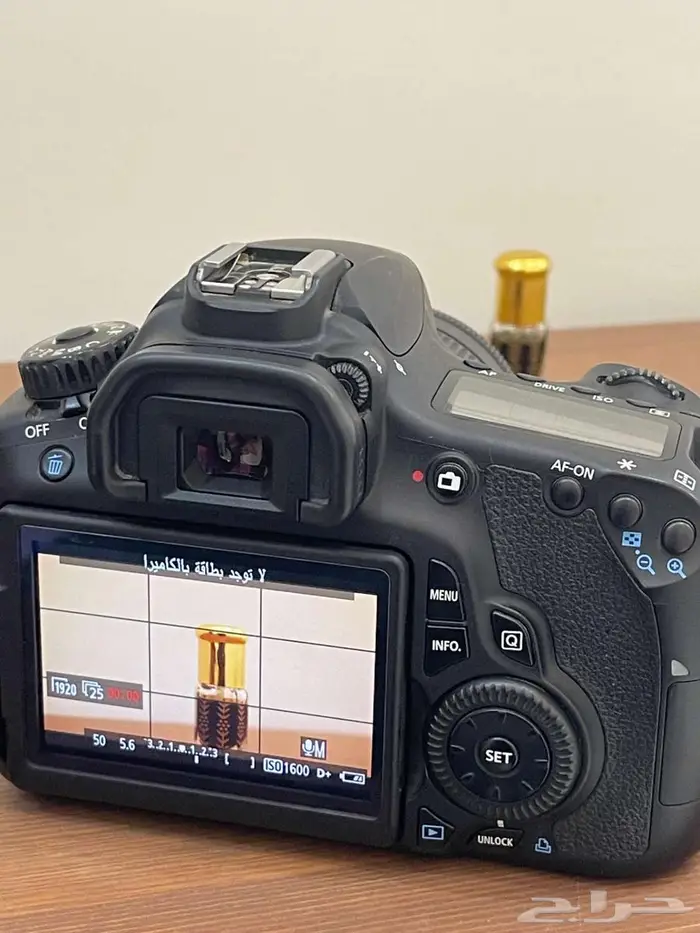 كاميرا كانون D60 مع عدستين 9