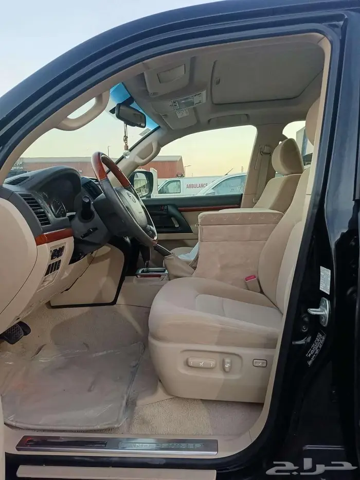 تويوتا لاندكروزر 2013 9