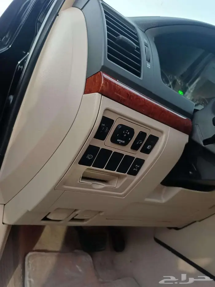 تويوتا لاندكروزر 2013 11