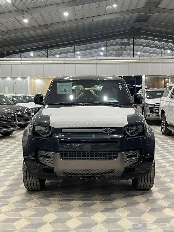 لاند روفر ديفندر I6P فل كامل 6 سلندر 2025 خليجي 0