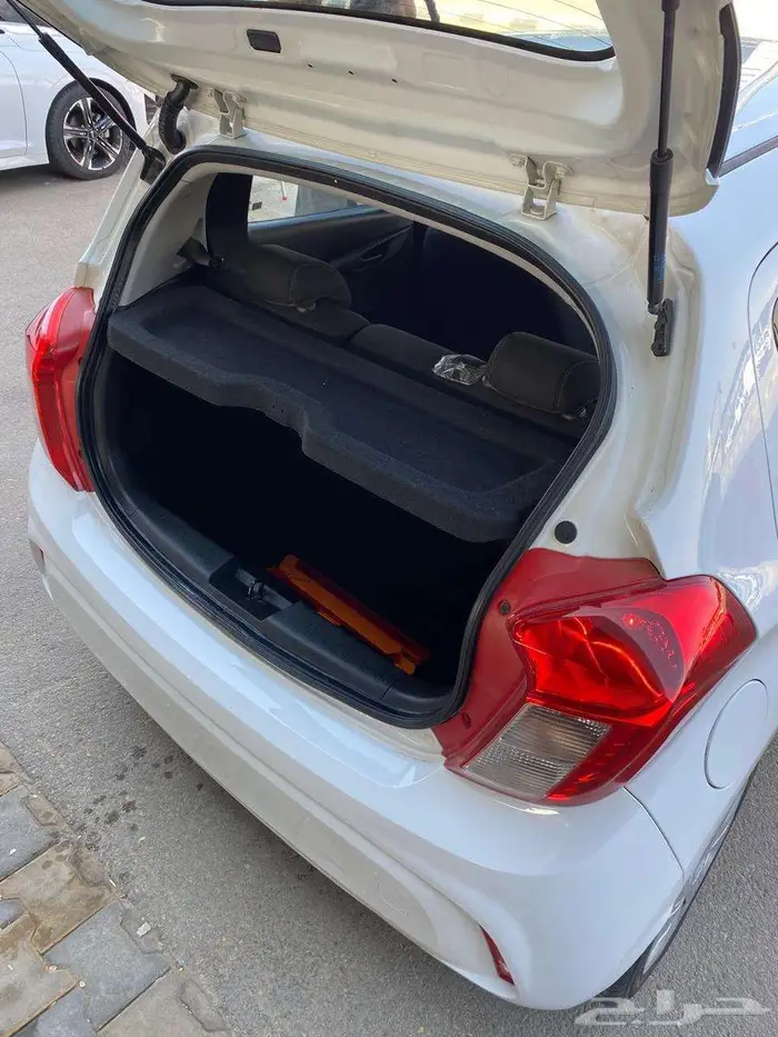 اسبارك 2019 عداد 127 الف 9