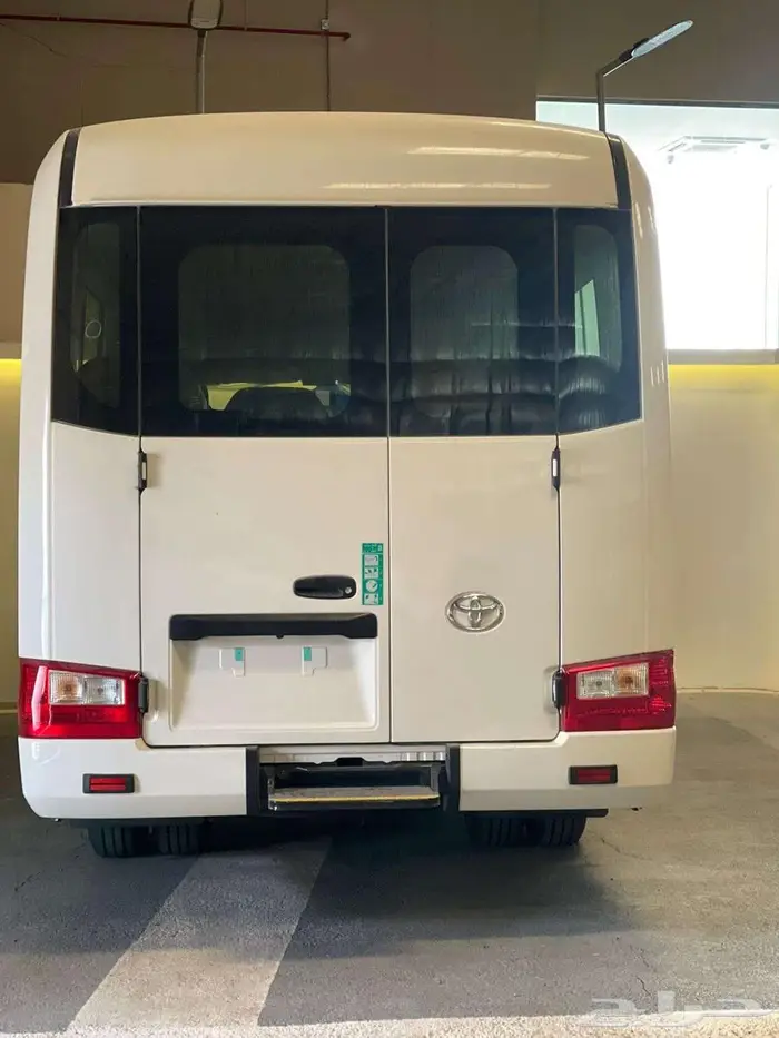 تويوتا كوستر ديزل 2.8 اوتوماتيك 2025 6