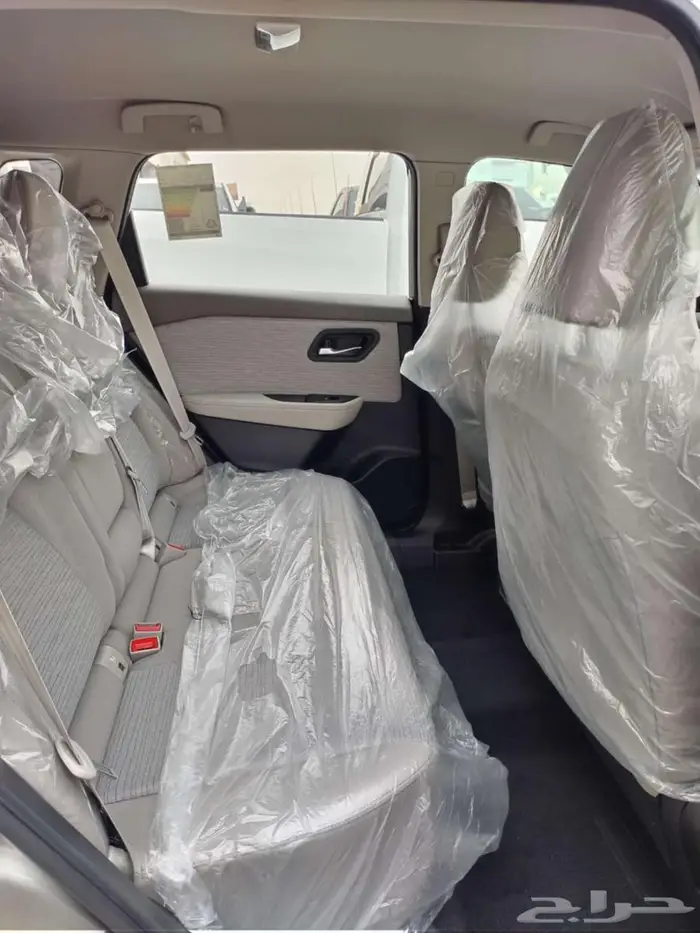 نيسان اكس تريل 2024 ستاندر 5 مقاعد دفع رباعي السعر 95 الف 6