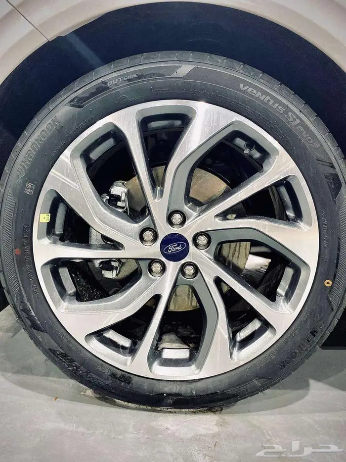 فورد تورس متوفر تيتانيوم وترند وامبيانتي 2026 كاش وتقسيط 24