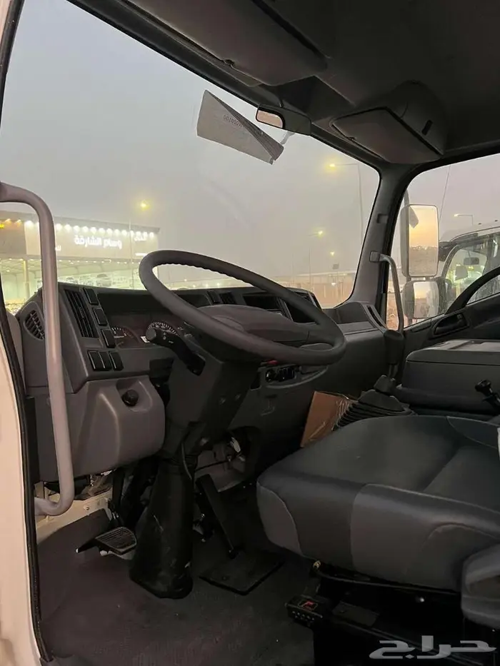 ايسوزو شاحنة 7 طن ونصف شاص طويل 2025 2