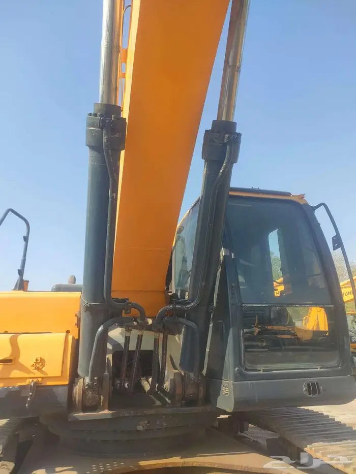 بوكلين حفار Hyundaiموديل Roblex480LC-9Sللبيع 16