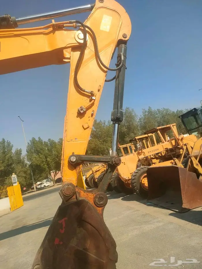 بوكلين حفار Hyundaiموديل Roblex480LC-9Sللبيع 15