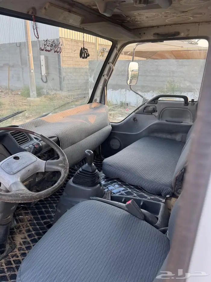 دينة وايت ايسوزو 200 8