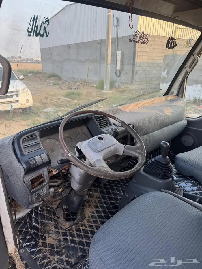 دينة وايت ايسوزو 200 11