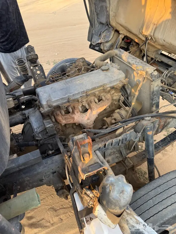 دينة وايت ايسوزو 200 18