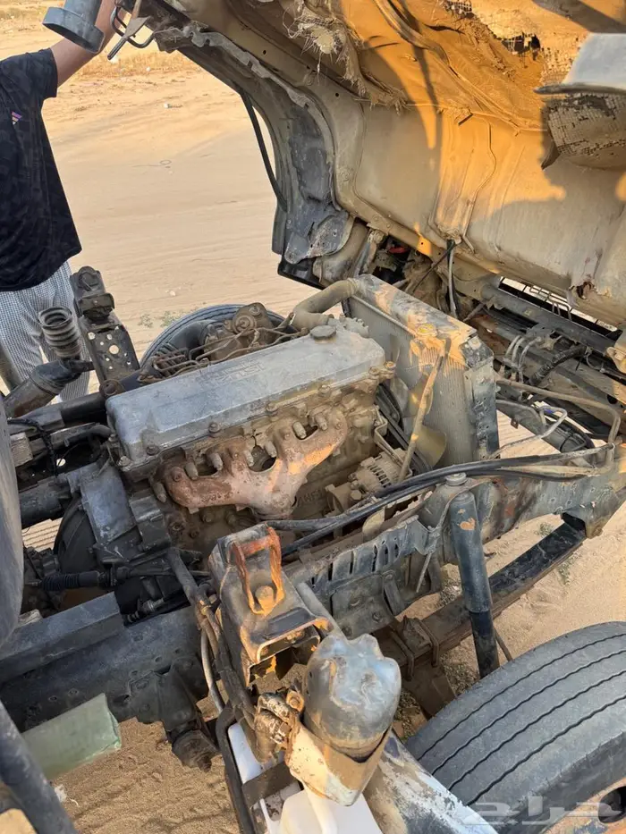 دينة وايت ايسوزو 200 21