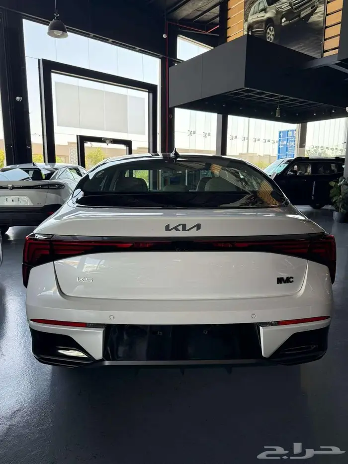 كيا 5 نص فل 2026 الان بعرض حصري مع خصم على باقات التظليل 3
