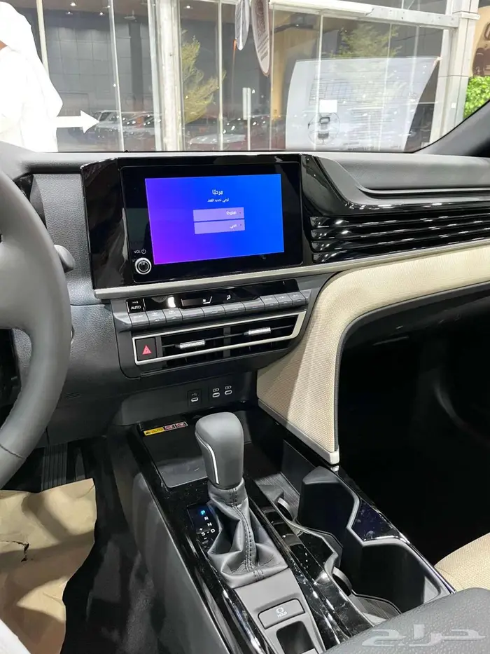 تويوتا كامري ( LE ) نص فل موديل 2025 أقل الأسعار 13