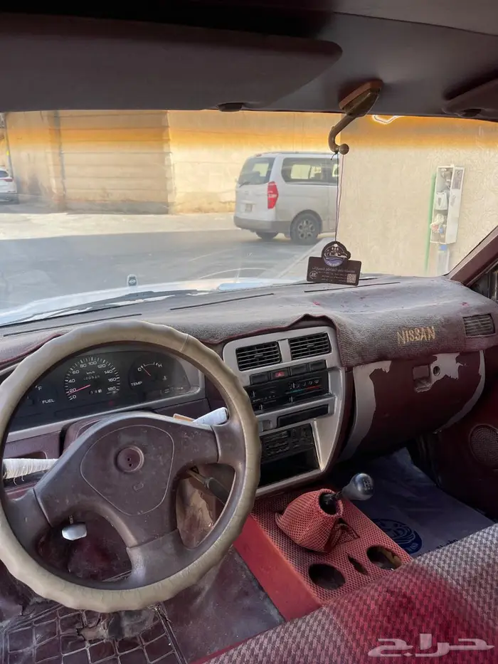 نيسان ددسن موديل 1997 3