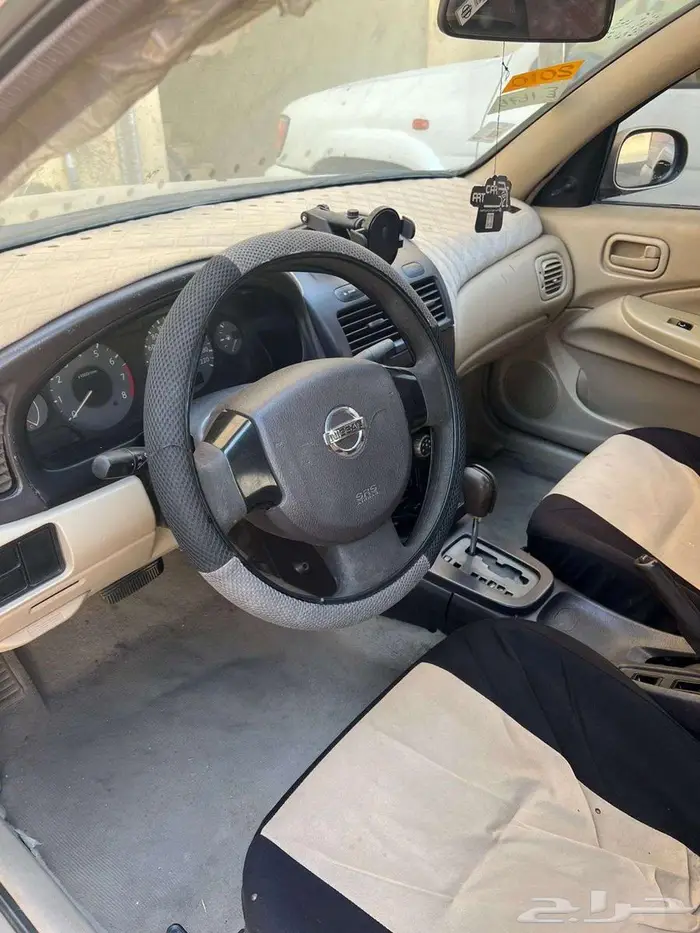 نيسان صني 2010 0