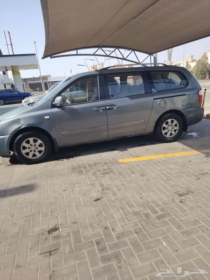 كيا كرنفال 2008 5