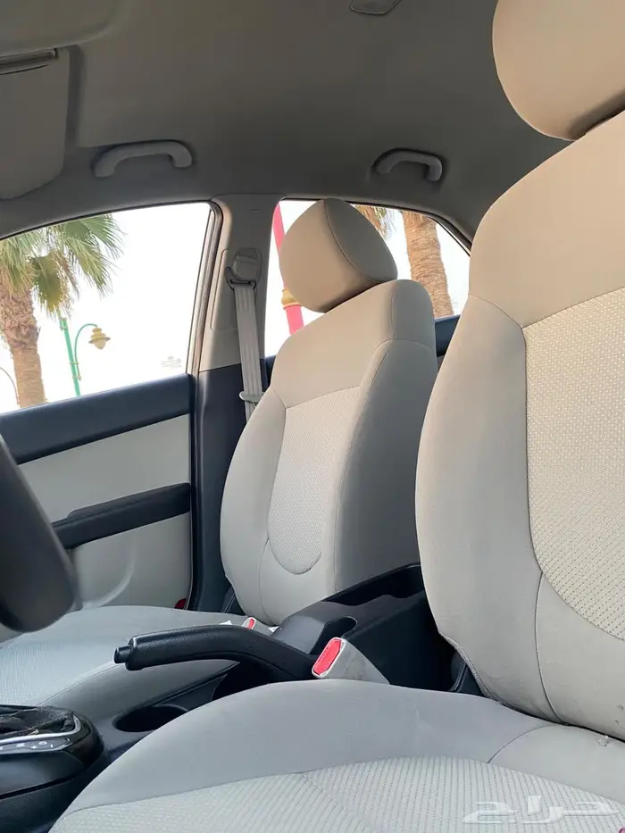 للبيع كيا سيراتو 2012 7