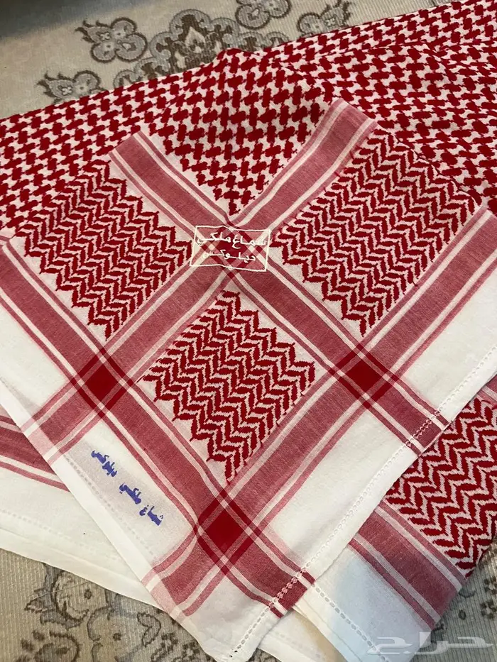 اشمغه قديمه للبيع 1