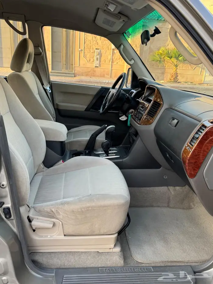جيب باجير ميتسوبيشي 14