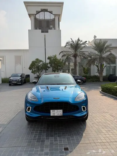 استون مارتن -DBX index