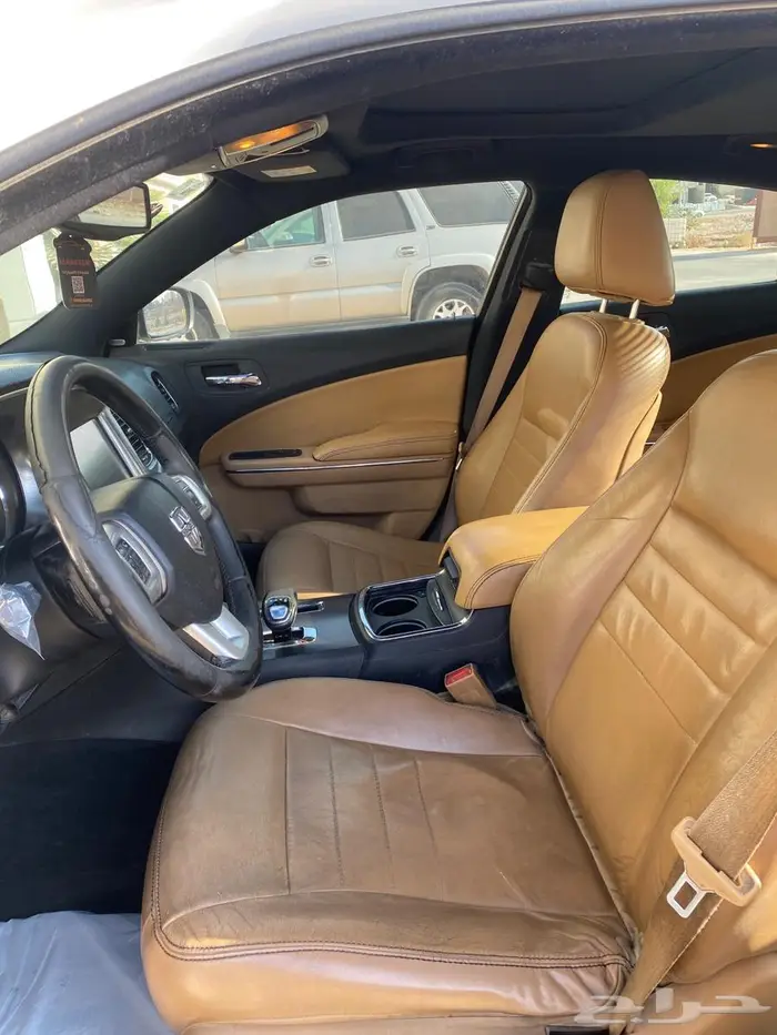 تشارجر 2013 ستة سلندر 8