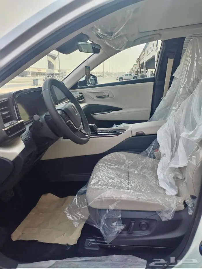 تويوتا كراون برستيج 2026 عبداللطيف جميل 9