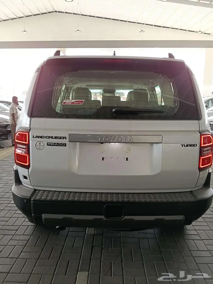 تويوتا برادوا TXL3 بنزين ابيض م 2025 - سعودي 5