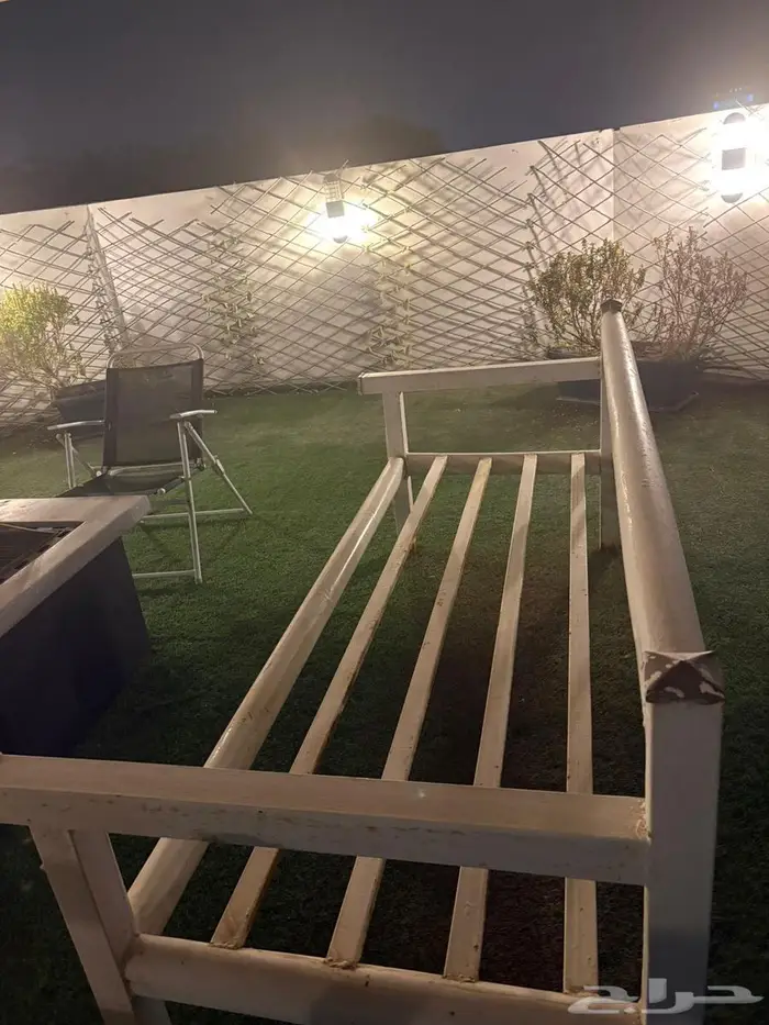 كراسي حديد 2