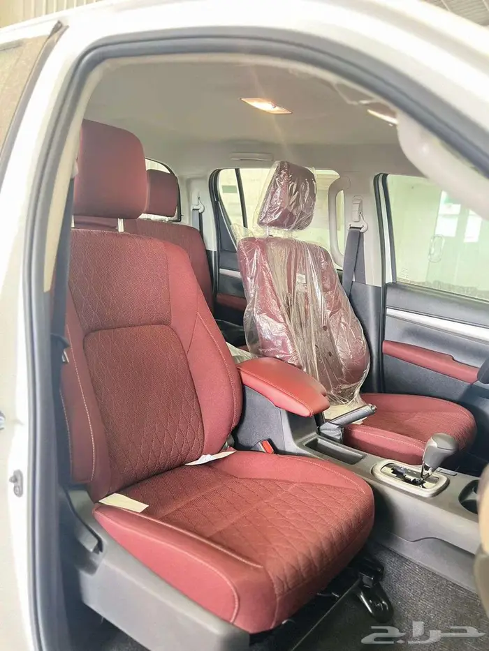 هايلكس غمارتين سوبر S-GLX دبل 4 4 اتوماتيك 2.4 ديزل 2025 . 10