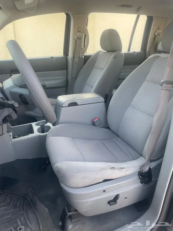 دودج درانجو 2008 نظيف مبيعات السفاره 21