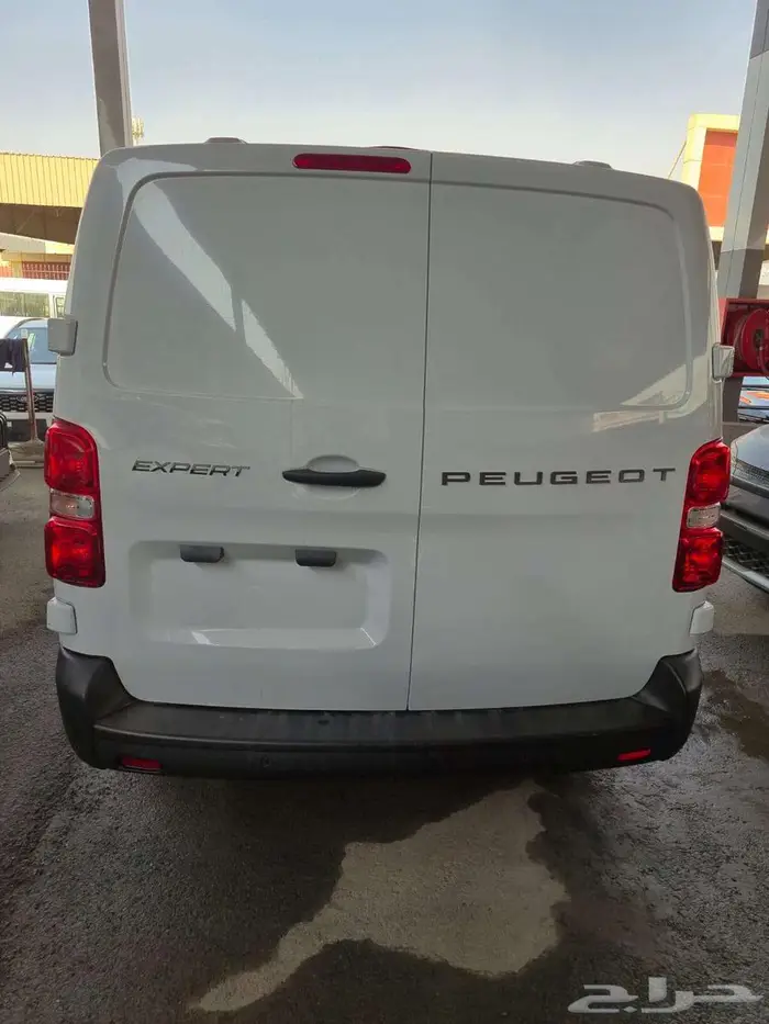 باص بيجو اكسبيرت 2025 جديد 5