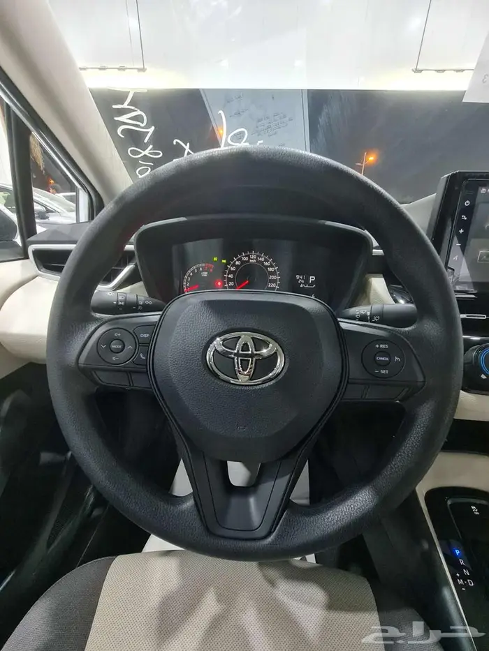 كورولا XLI فتحته سقف 2025 السعر 87975 6