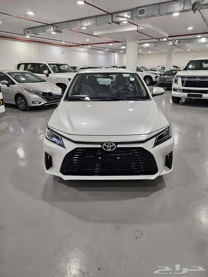 تويوتا يارس استاندر Y 2026 1