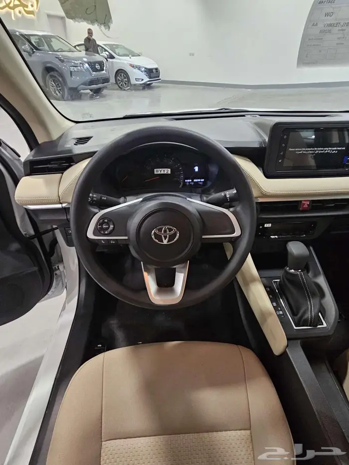 تويوتا يارس استاندر Y 2026 14