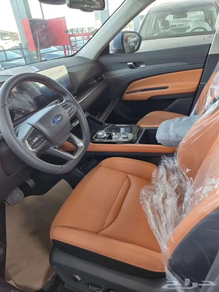 فورد تيرتوري تيتانيوم بلس 2026 19